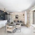Kuca Kalma Holiday home Zaostrog